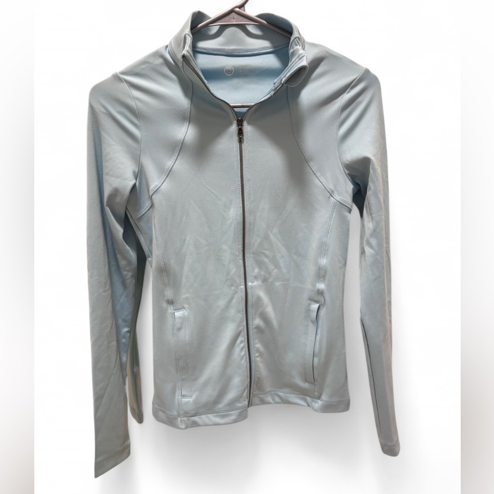 Gilly Hicks active recharge zip up